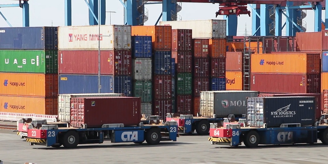 Efficiënt en gemakkelijk containers verplaatsen
